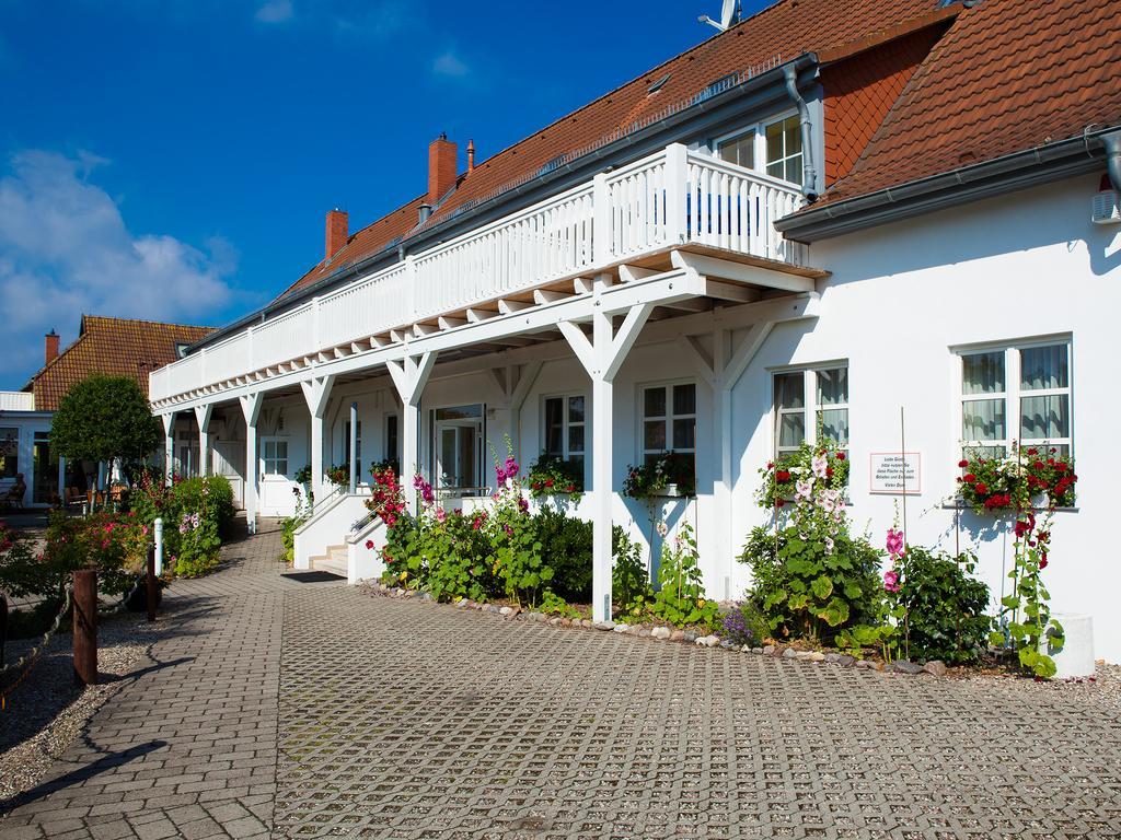 Hôtel Haus Am Meer à Ahrenshoop Extérieur photo