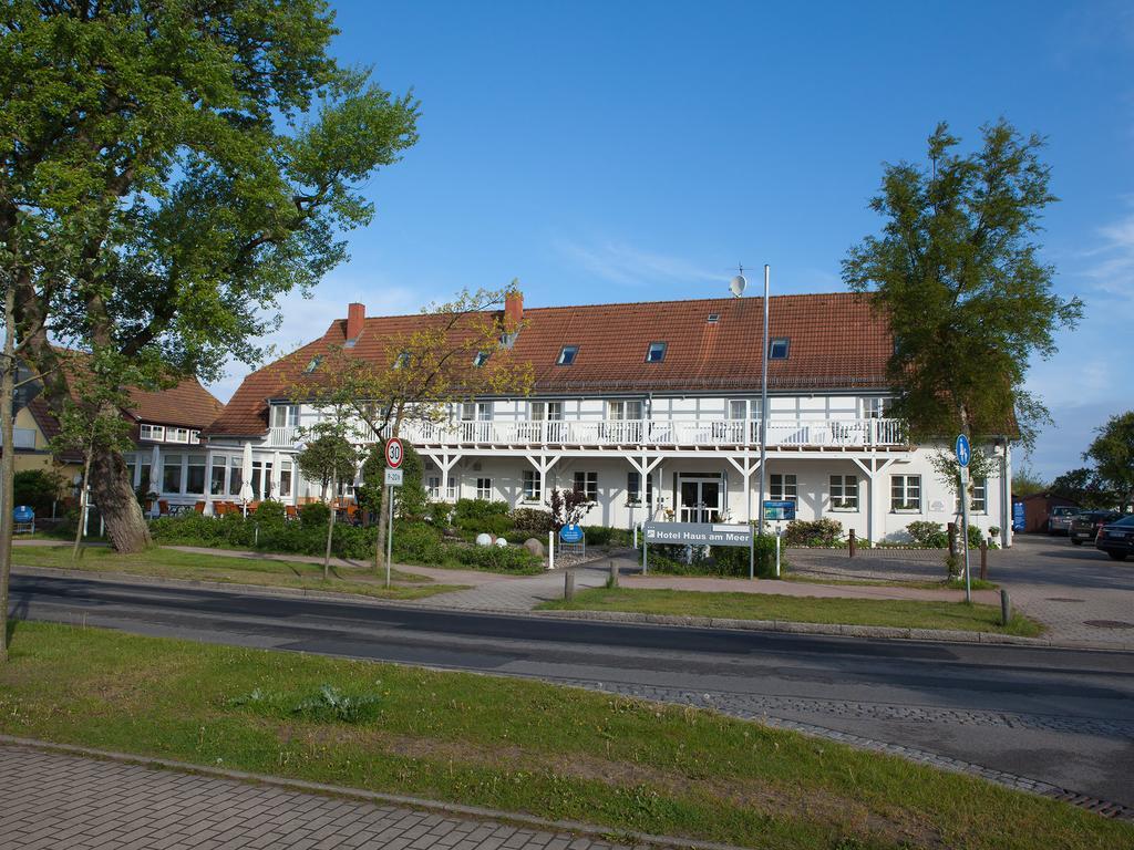 Hôtel Haus Am Meer à Ahrenshoop Extérieur photo